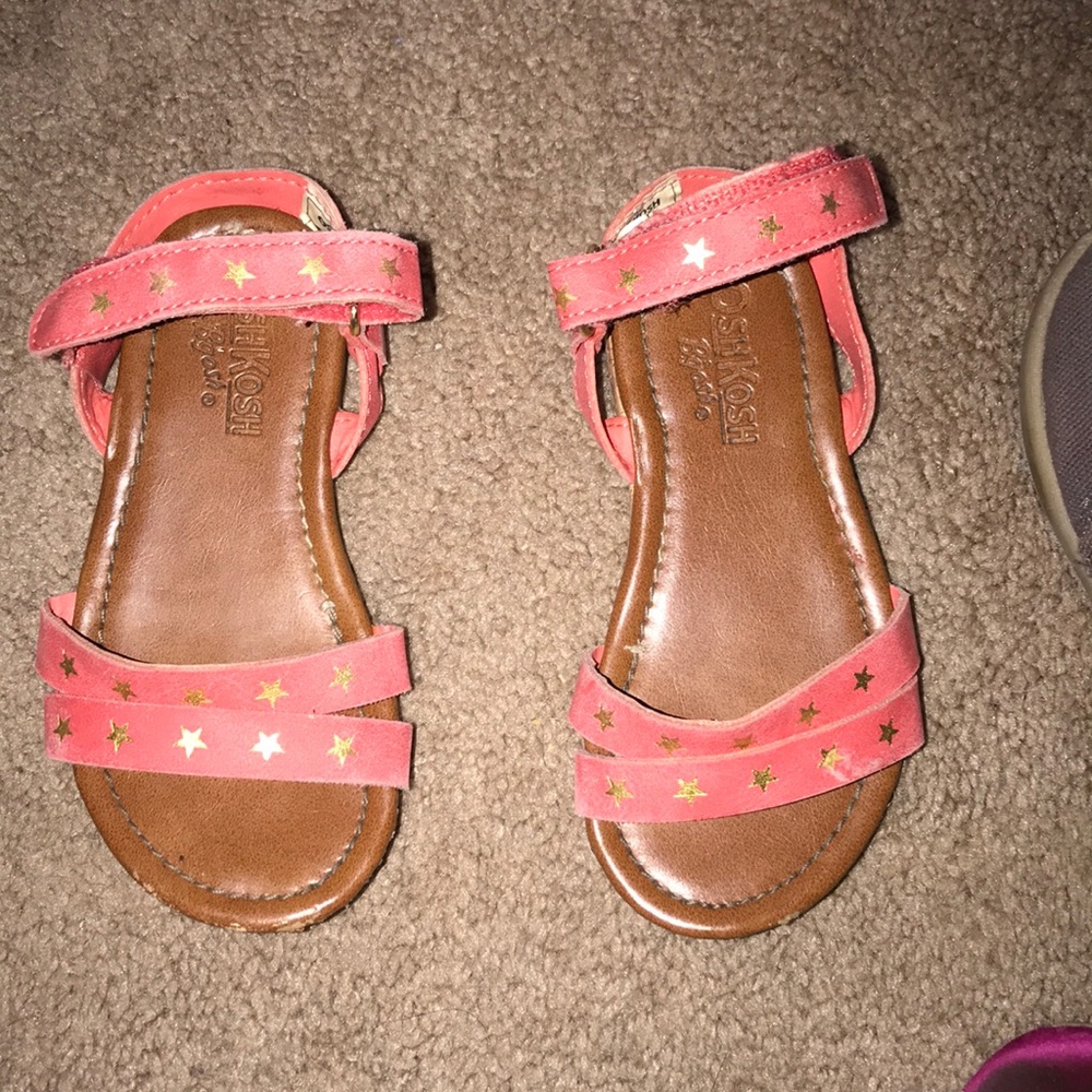 OshKosh size 7 Sandler’s